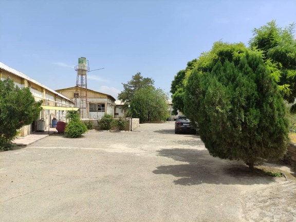 فروش کارخانه به مساحت ۸۵۰۰ متر